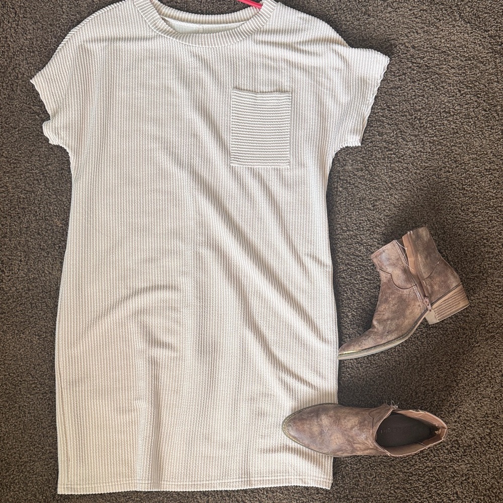 A Classy Chic Boutique Cream Ribbed Midi Dress